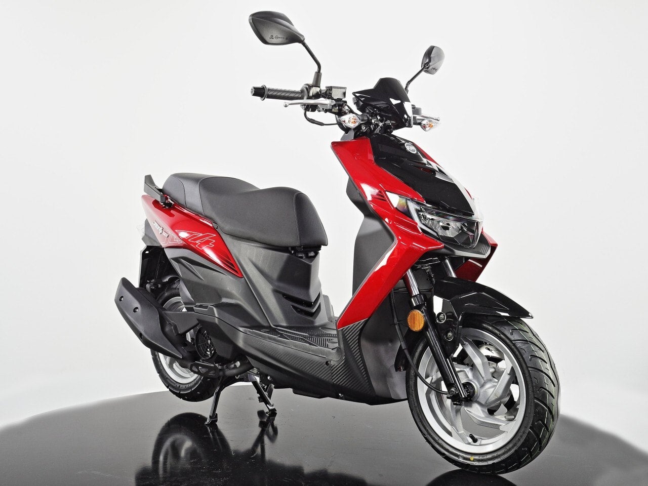 Sym Jet 4 RX 125cc Scooter – Specs, Price & Reviews | SBK MOTORCYCLES